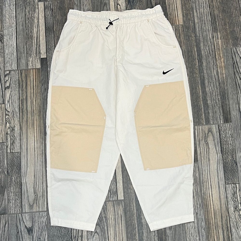 🔥 NIKE Nylon Capri Jogger Pants Women Sz Lg - Cream/Beige Track Running Gym